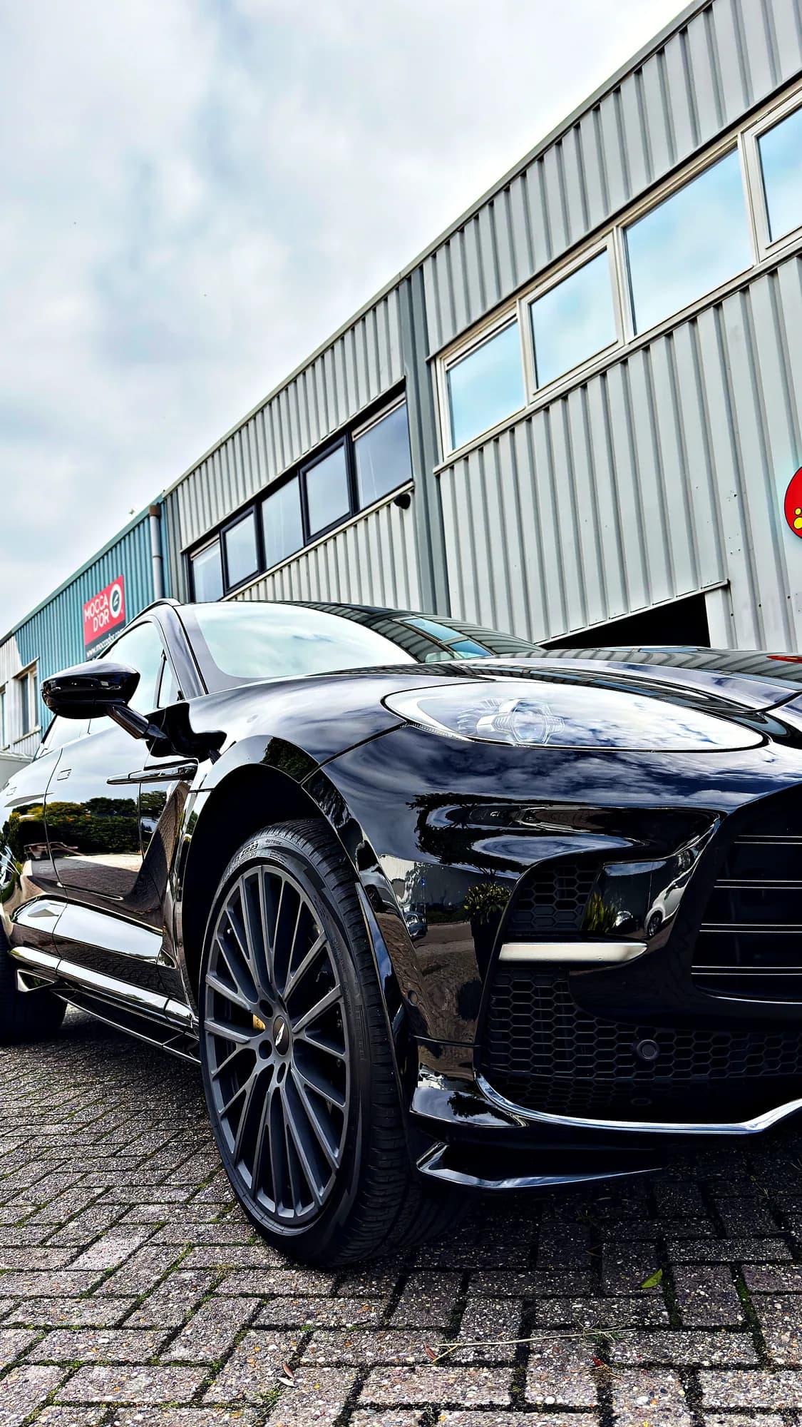 Showroom finish door Richie Rich Detailing